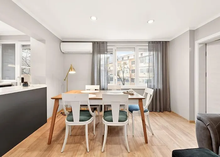 Cozy Sea Garden Warna