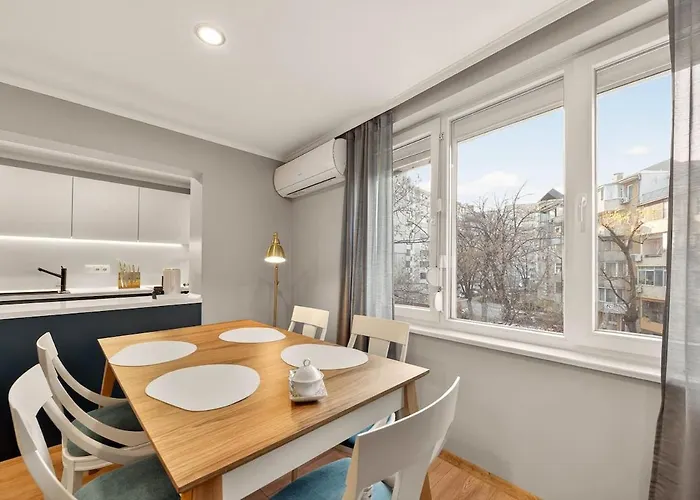 Cozy Sea Garden Apartment Warna