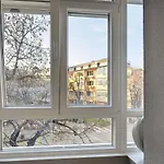 Апартамент Cozy Sea Garden *