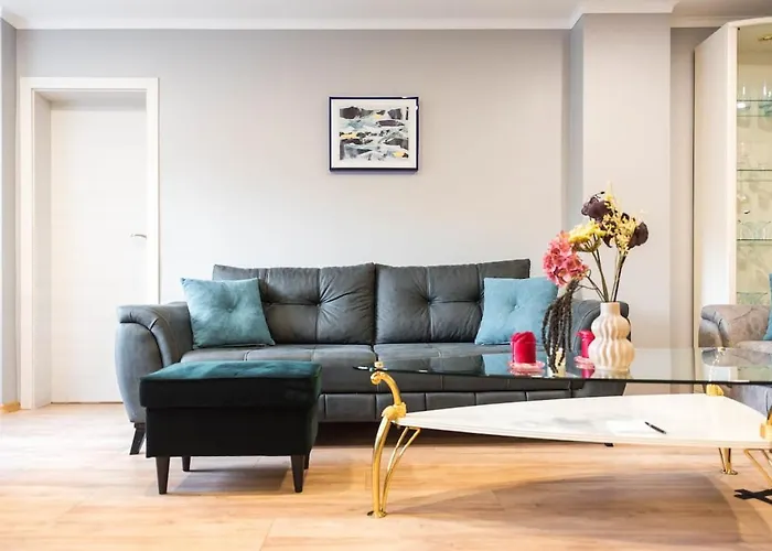 Cozy Sea Garden Апартаменты *